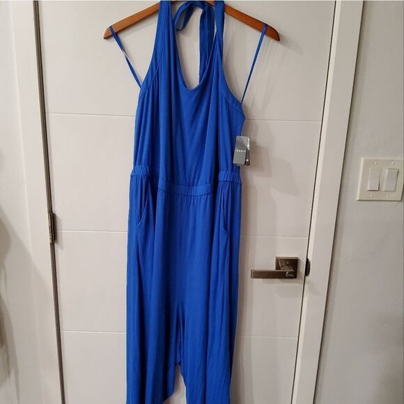 Torrid Super Soft Halter Jumpsuit Size 3X-22-24 - Picture 3 of 10